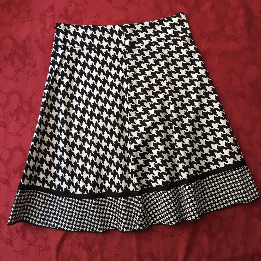 My Michelle black & white mini skirt